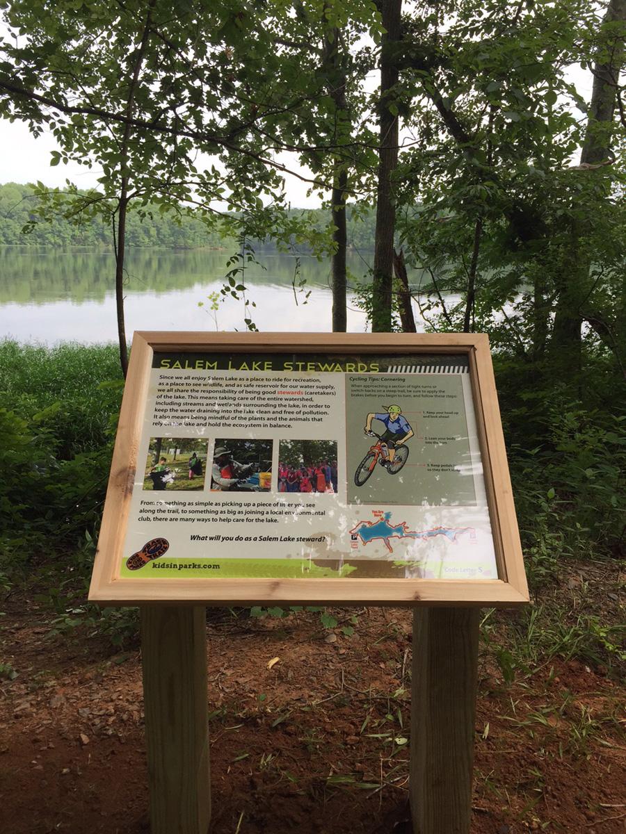 Salem Lake Bike Trail Kids in Parks